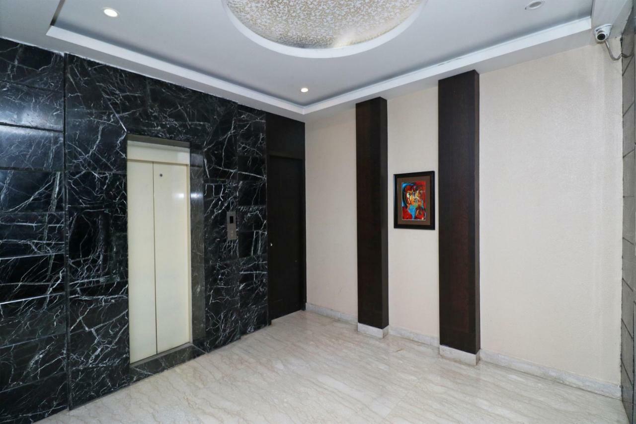 Oyo 5843 Hotel Yash Inn Mirzapur Экстерьер фото