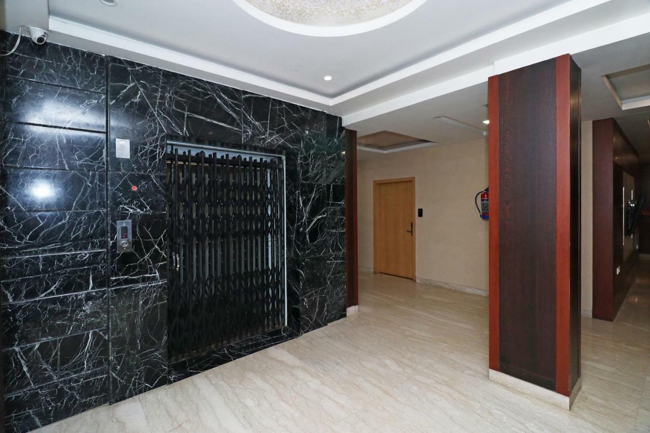 Oyo 5843 Hotel Yash Inn Mirzapur Экстерьер фото